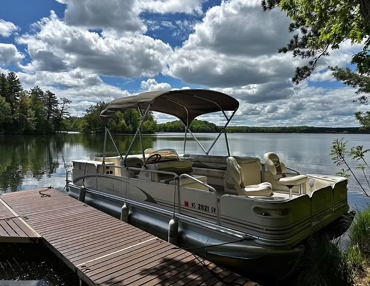 pontoon boat